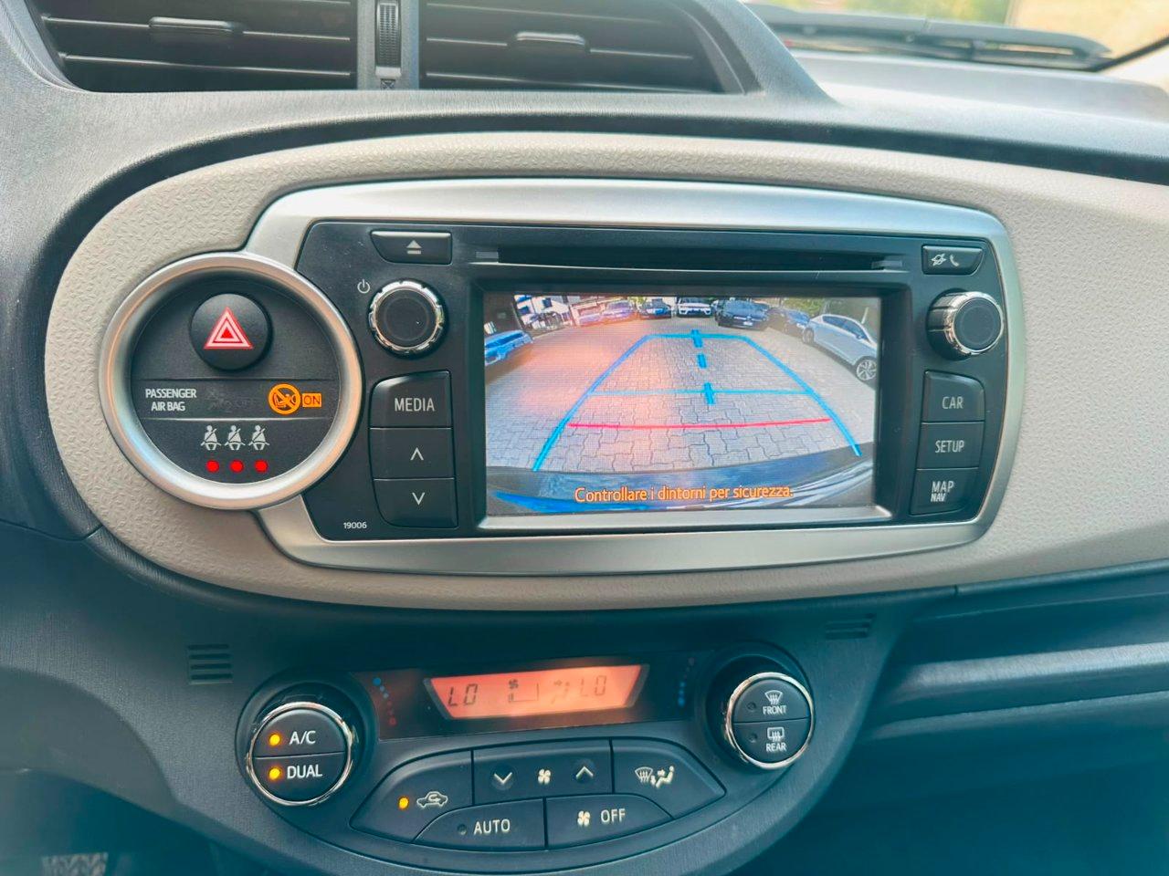 Toyota Yaris 5 Porte Yaris 5p 1.0 Lounge OK NEOPATENTATO