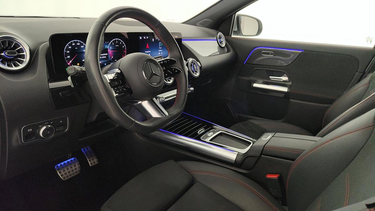 Mercedes-Benz GLA 180 AMG Line Advanced Plus auto