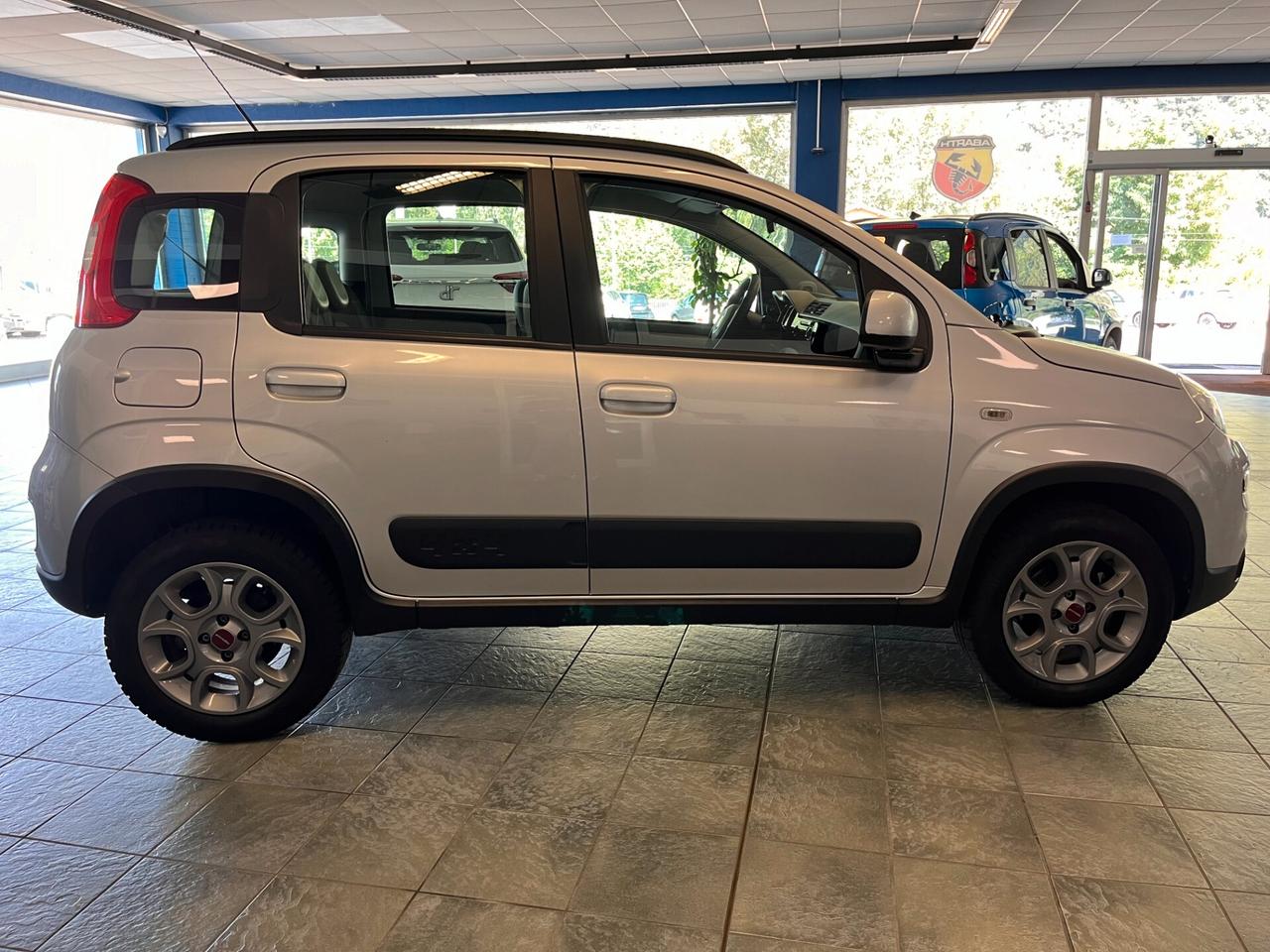 Fiat Panda 1.3 MJT 4x4 75CV-NEOPATENTATI-