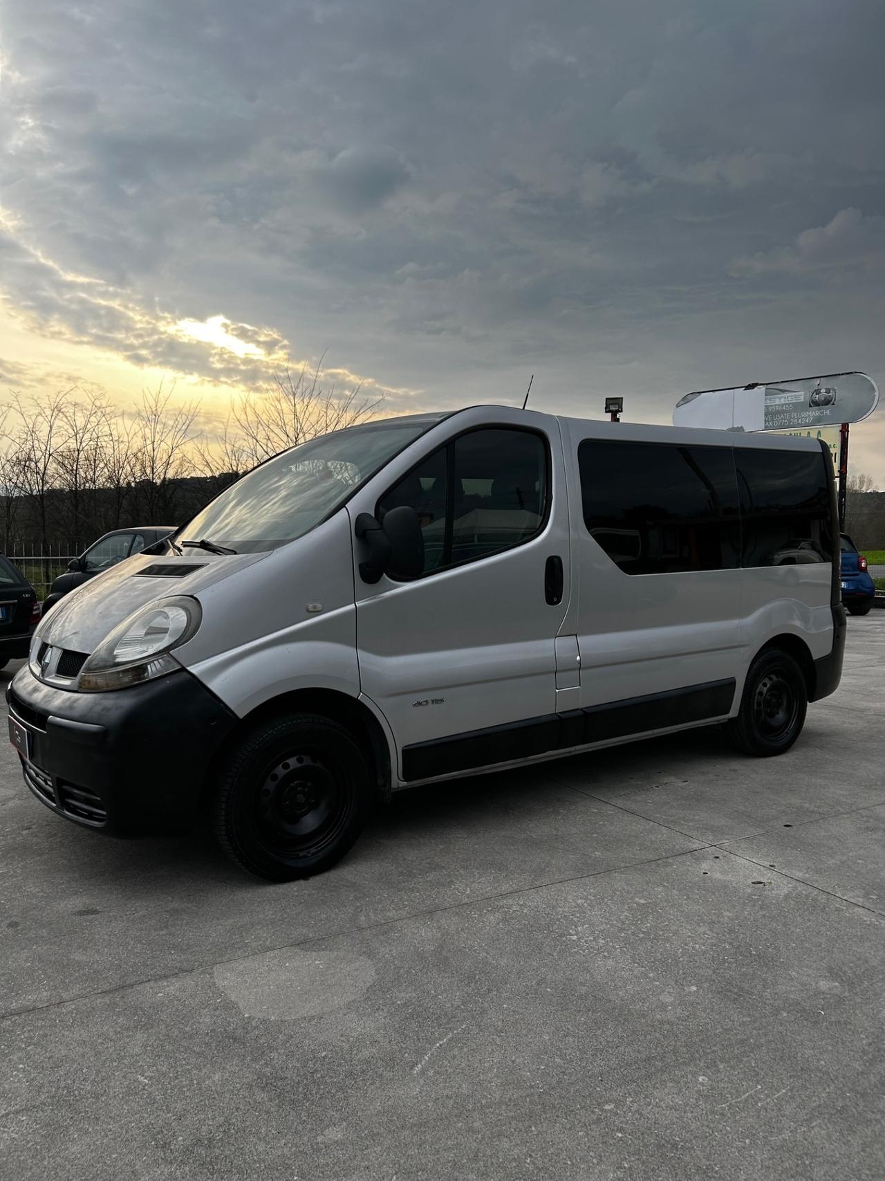 Renault Trafic T29 2.0 dCi/115 PL-TN Passenger Confort
