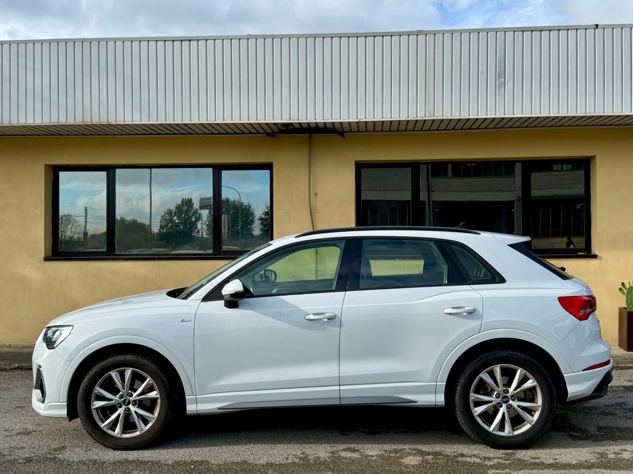 Audi Q3 35 TDI quattro S tronic line edition