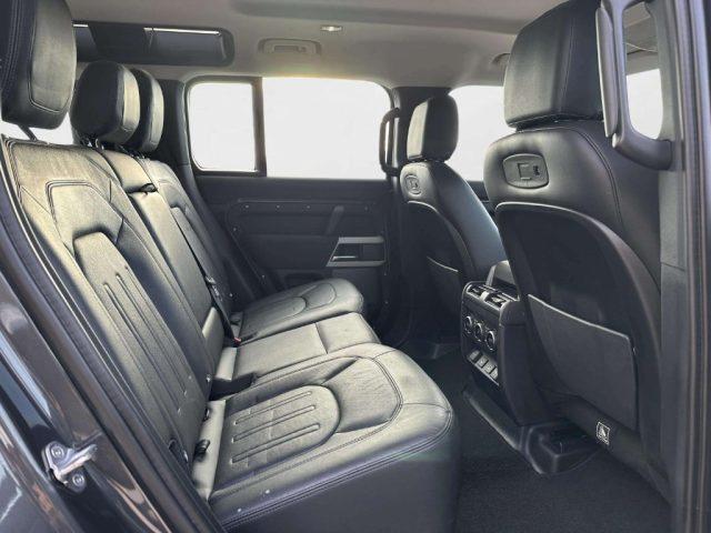 LAND ROVER Defender 110 3.0D I6 200 CV AWD Auto SE