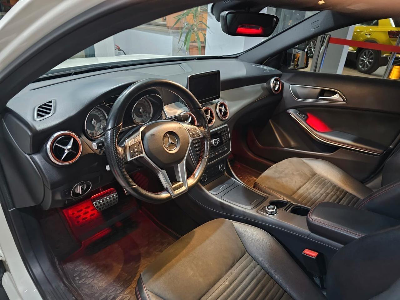 Mercedes-benz GLA 220 GLA 220 CDI Automatic 4Matic Premium AMG