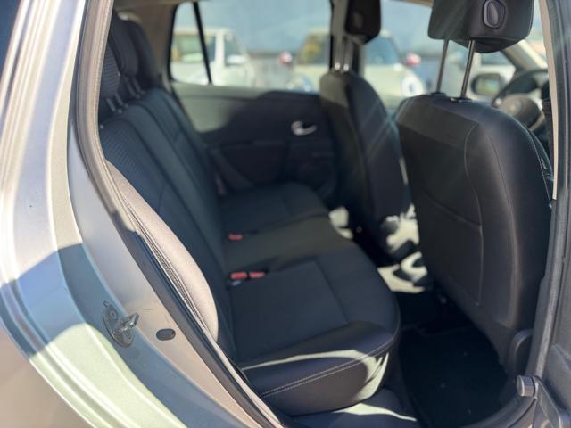 RENAULT Clio 1.2 16V SporTour Luxe GPL