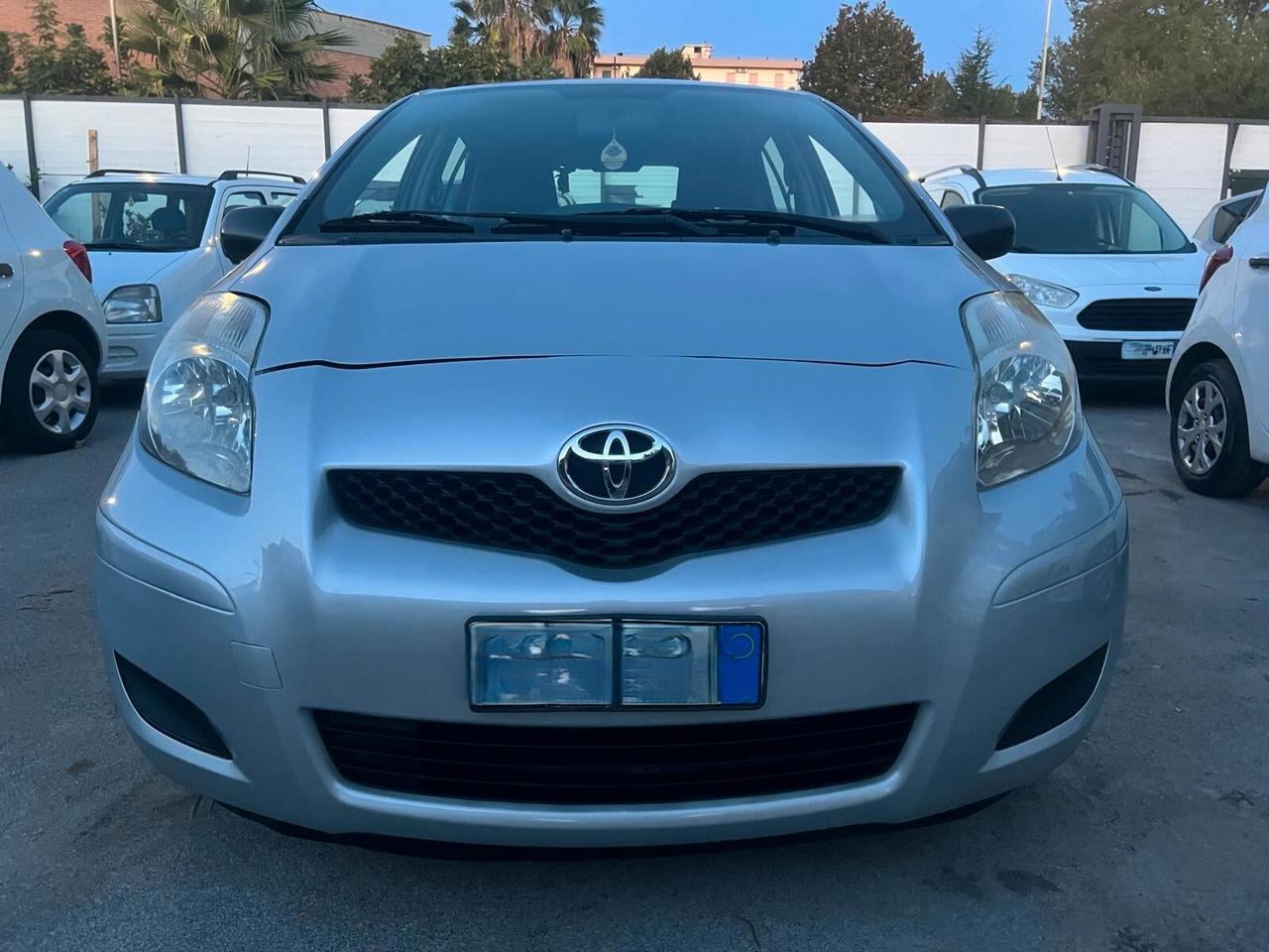 Toyota Yaris 1.0 5 porte PERFETTA - 2010