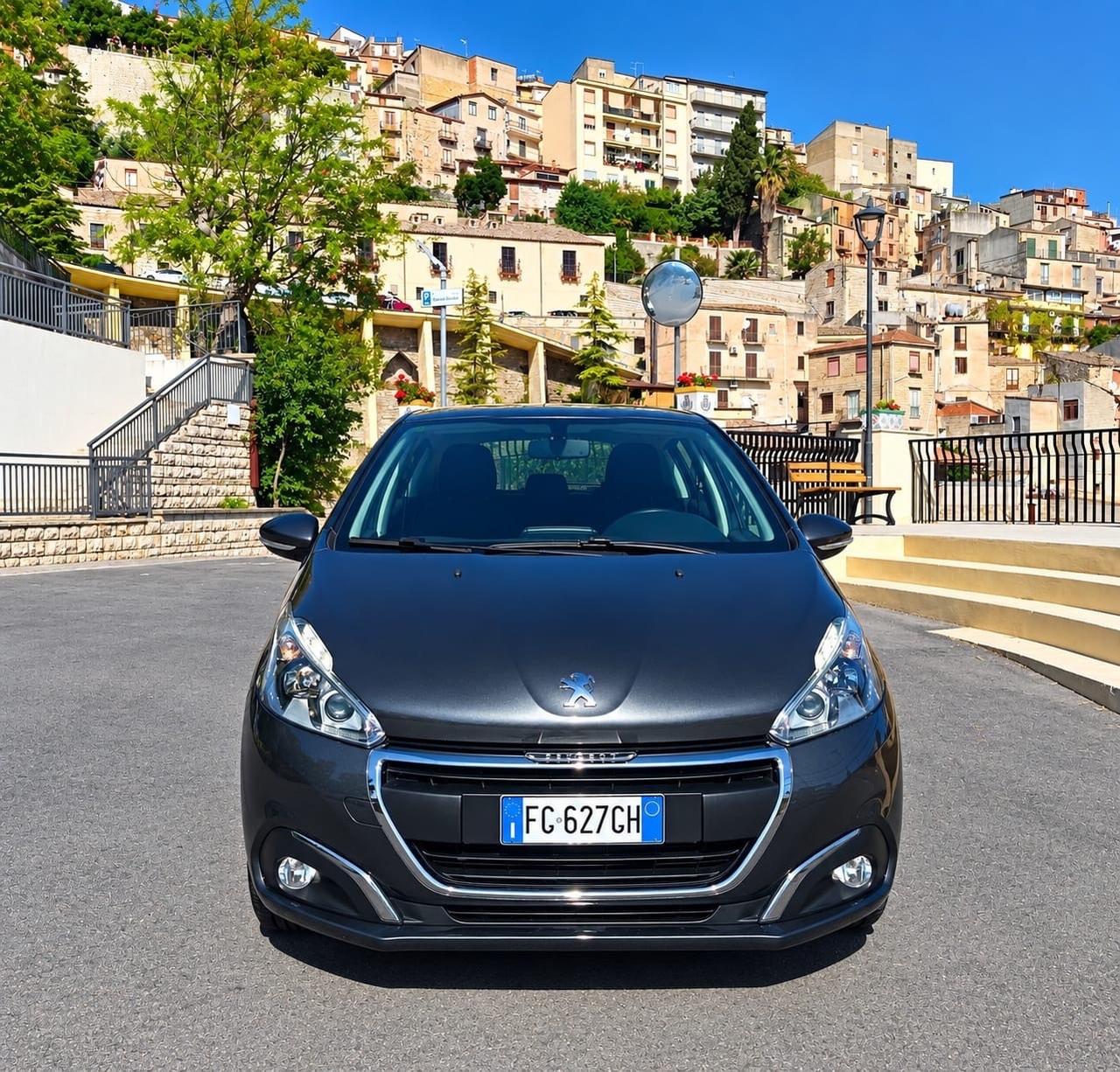 Peugeot 208 BlueHDi 75 5 porte Allure
