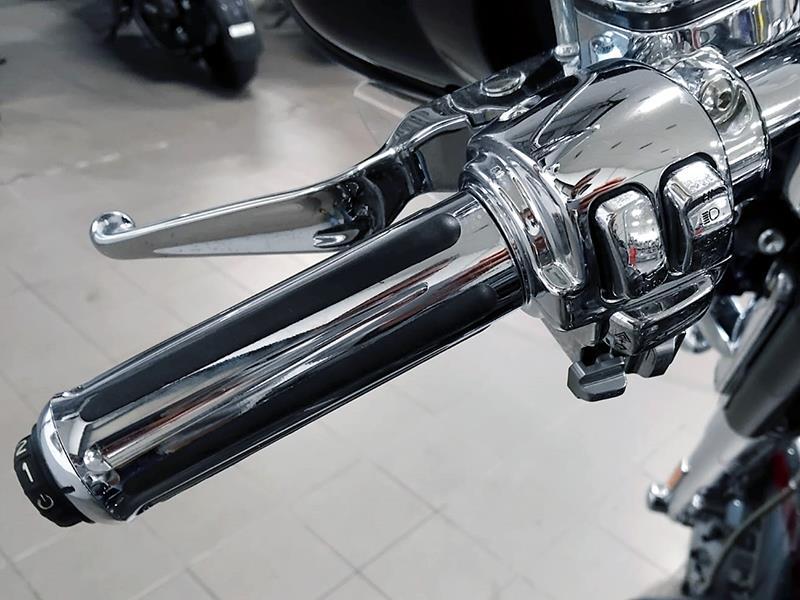Harley Davidson Electra Glide Ultra Classic Cvo 1690