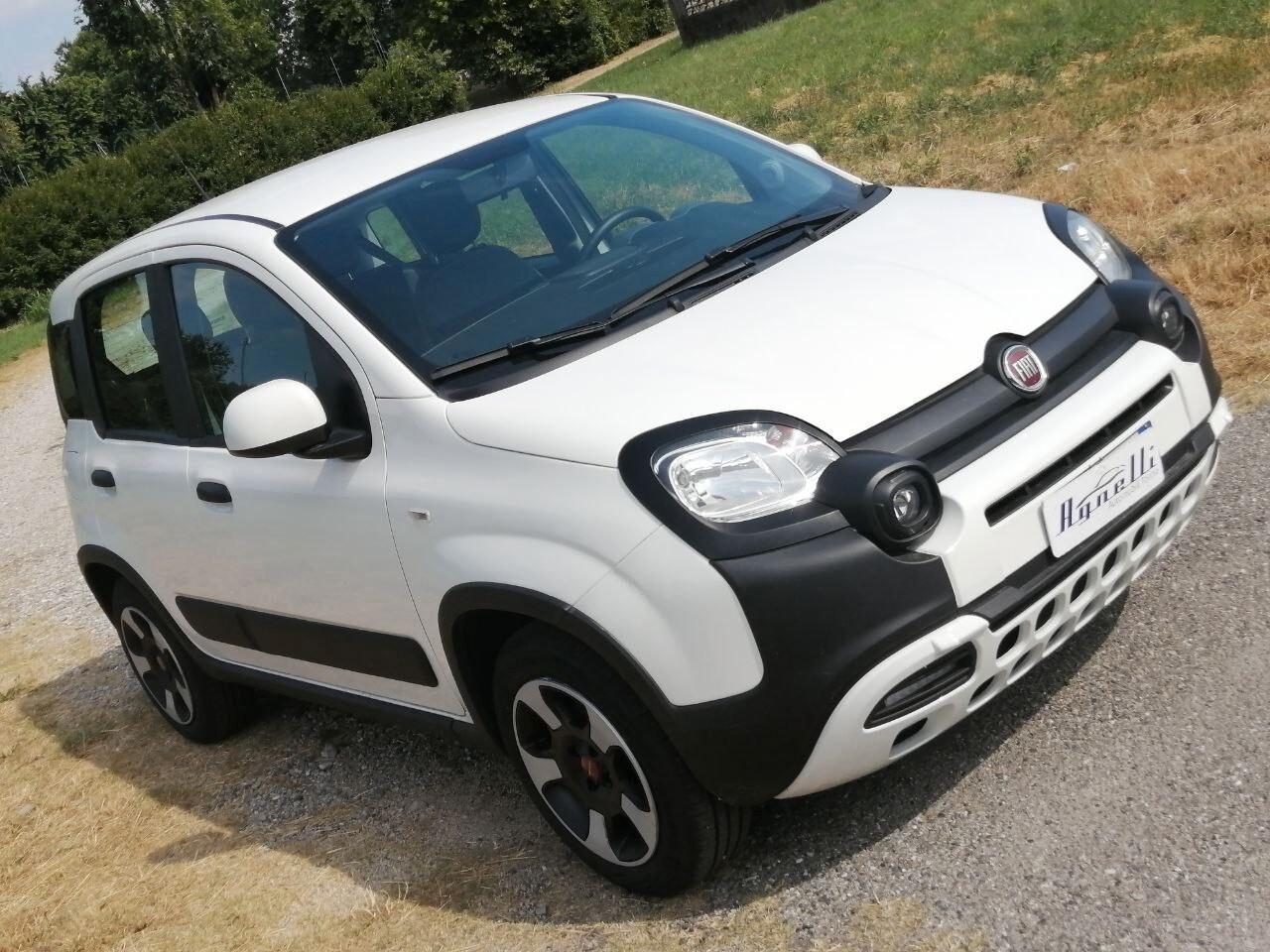 Fiat Panda CityCross 1.0 FireFly Hybrid