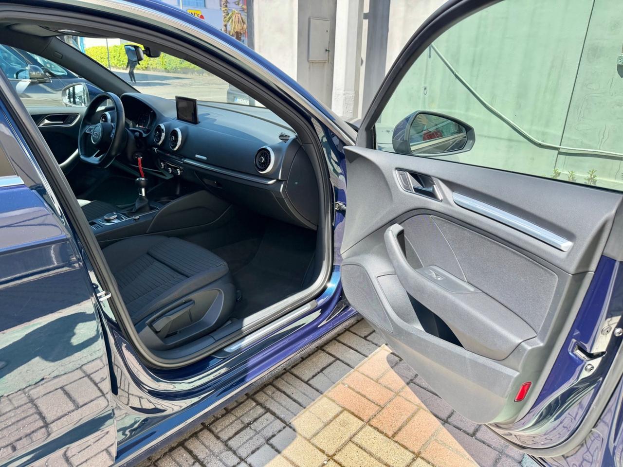 Audi A3 Sportback 1.6 TDI Sport - GARANZIA