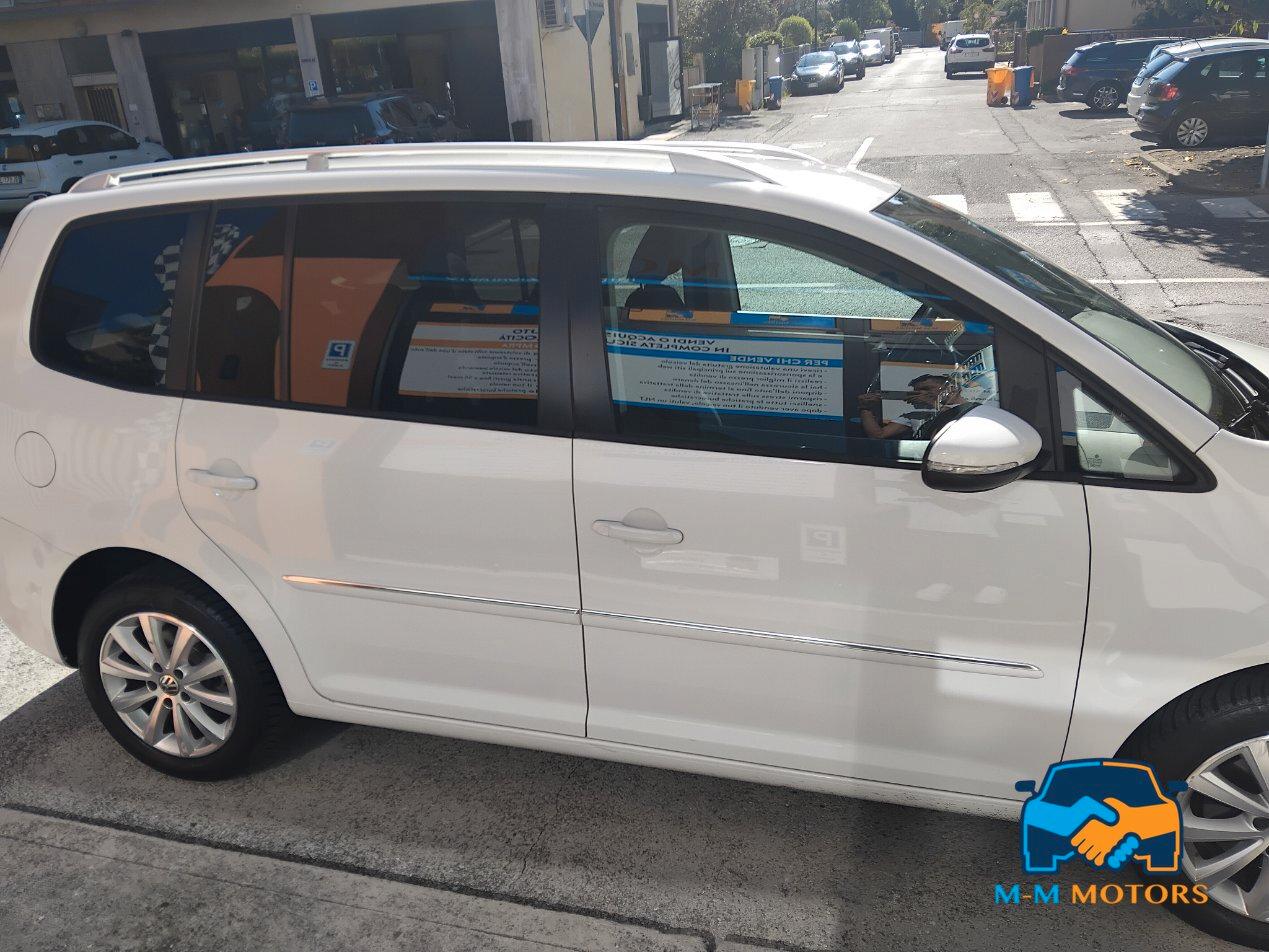 Volkswagen Touran 1.4 tsi Highline 140cv dsg 7 posti unico proprietario