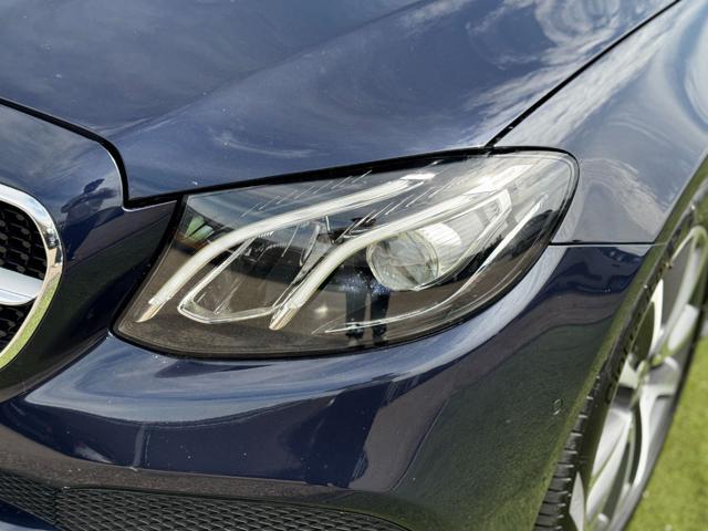 MERCEDES-BENZ E 220 d 4Matic Sport (Tetto/Navi/Retro/Pelle/Led)