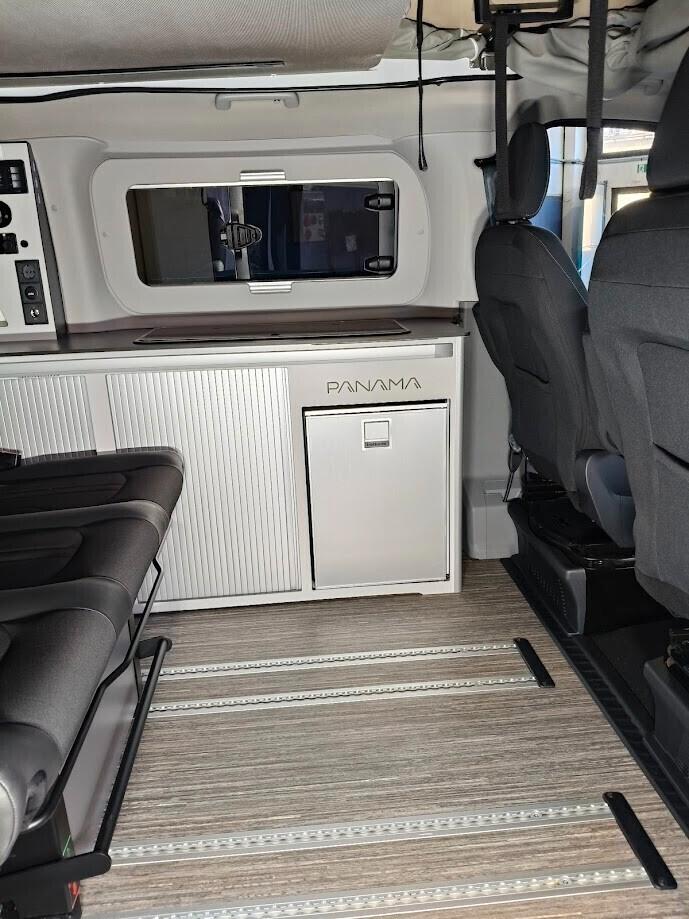 Ford TOURNEO CUSTOM PANAMA PEAK P50+ 2.0 TD 170CV AUTOMATICO