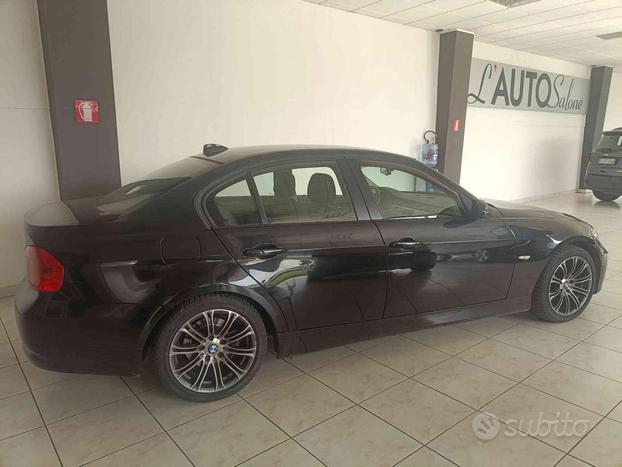 BMW 320 i cat Eletta impianto metano