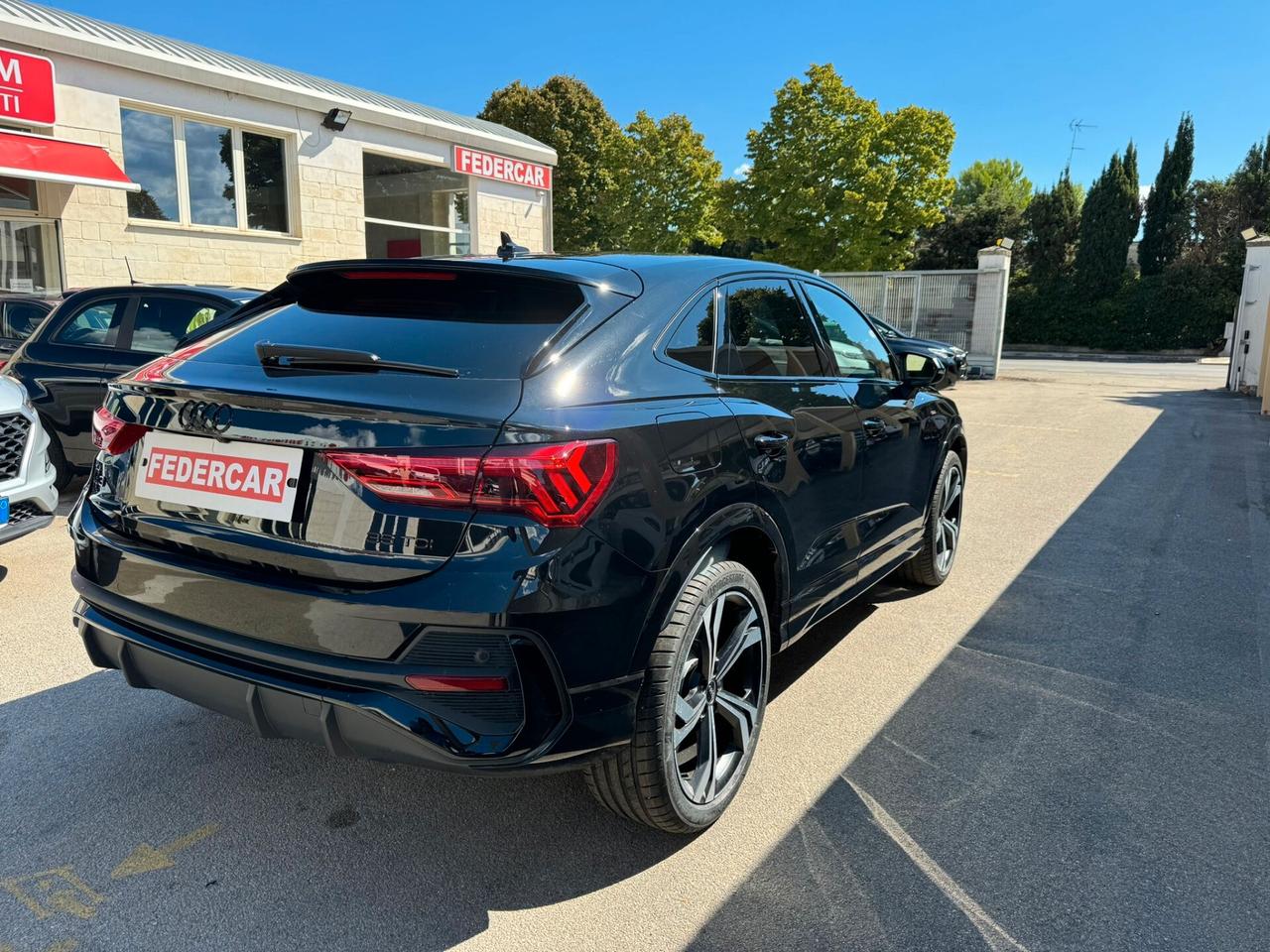 Audi Q3 SPB 35 TDI S tronic S Line Identity Black