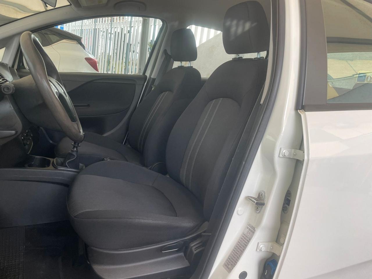 Fiat Punto 1.4 8V 5 porte Easypower Street