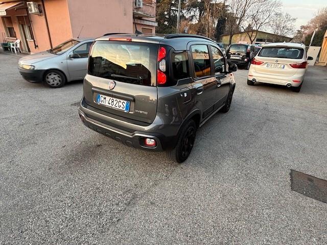 Fiat Panda 1.0 FireFly S&S Hybrid City Cross