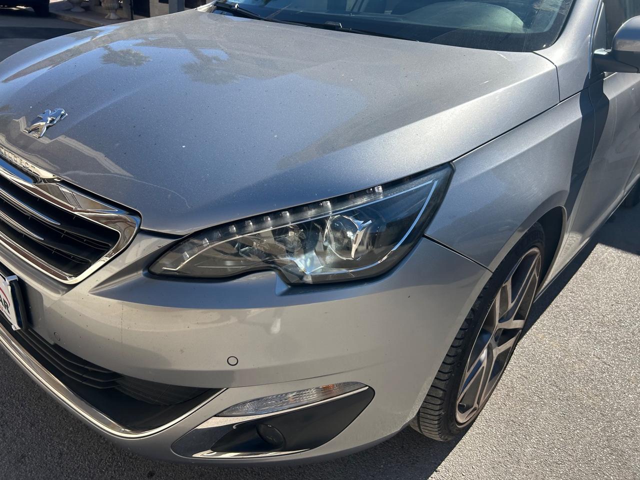 Peugeot 308 BlueHDi 120 S&S Allure