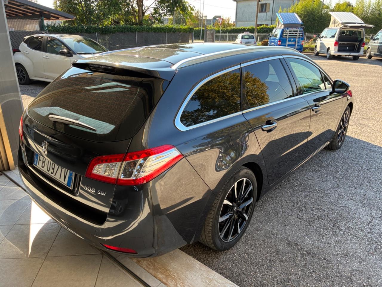 Peugeot 508 2.0 HDi 140CV SW Ciel Allure
