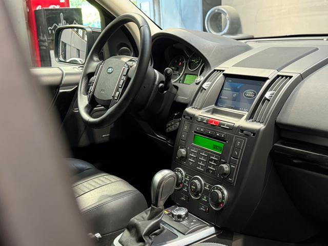 LAND ROVER Freelander 2.2 SD4 S.W. SE