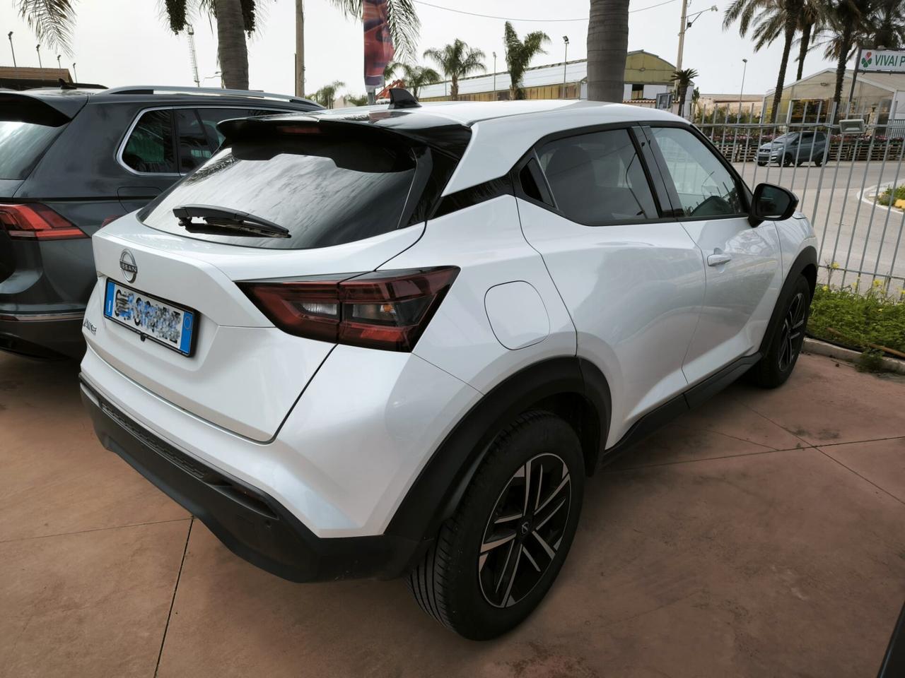 Nissan Juke 1.0 DIG-T 114 CV N-Connecta