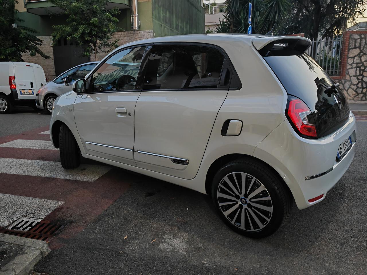 RENAULT TWINGO ELETTRICA CV42 KW31 VIBES