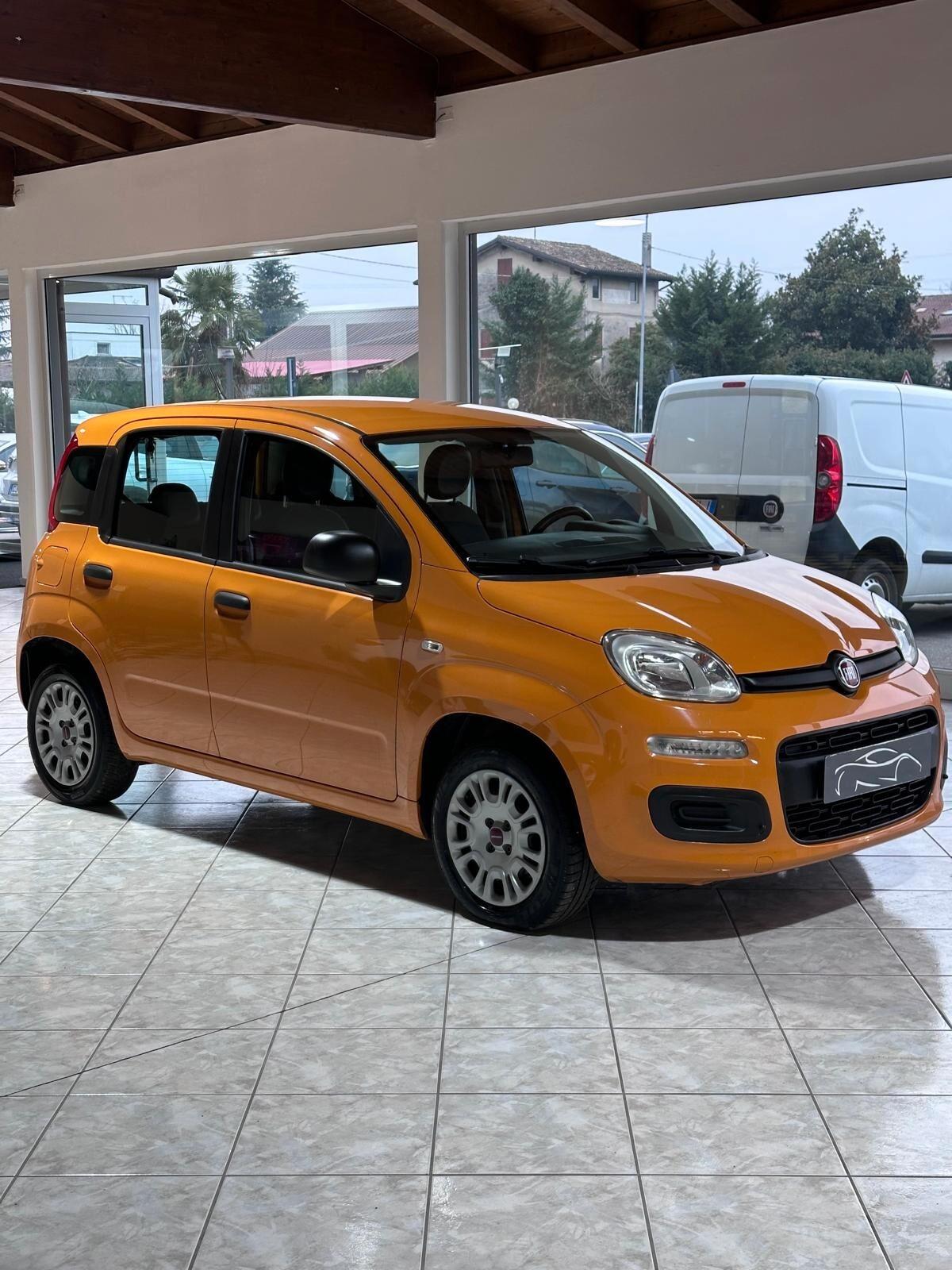FIAT PANDA 1.2 CONNECTED BY WIND 69CV SEDILE GUIDA REGOLABILE IN ALTEZZA 5 POSTI