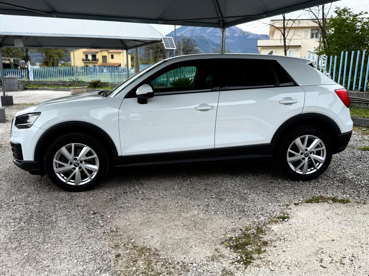 AUDIQ2 1.6 TDI S tronic *NAVI