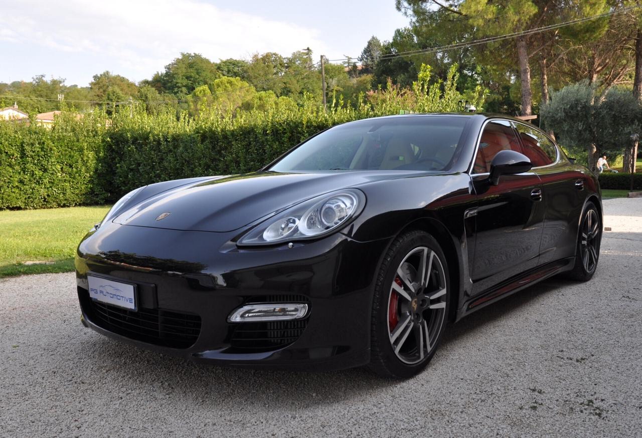 Porsche Panamera 4.8 Turbo S