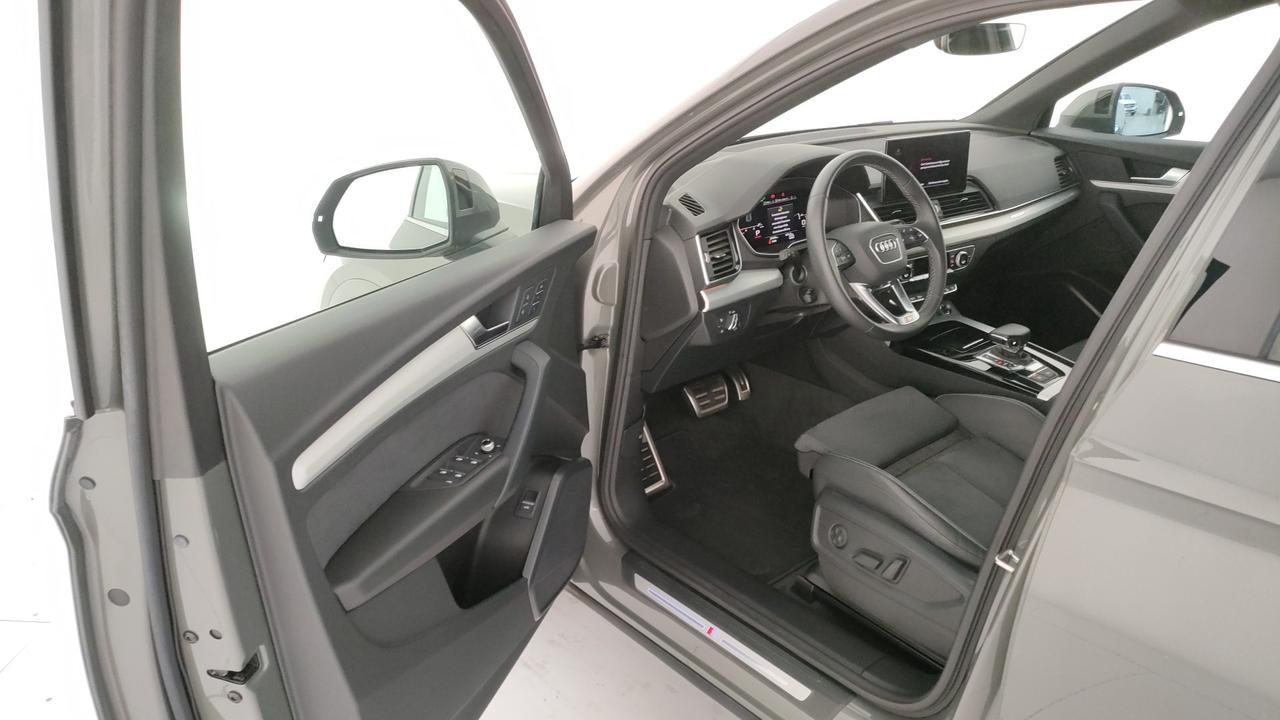 AUDI Q5 Sportback 40 2.0 tdi mhev 12V S lin