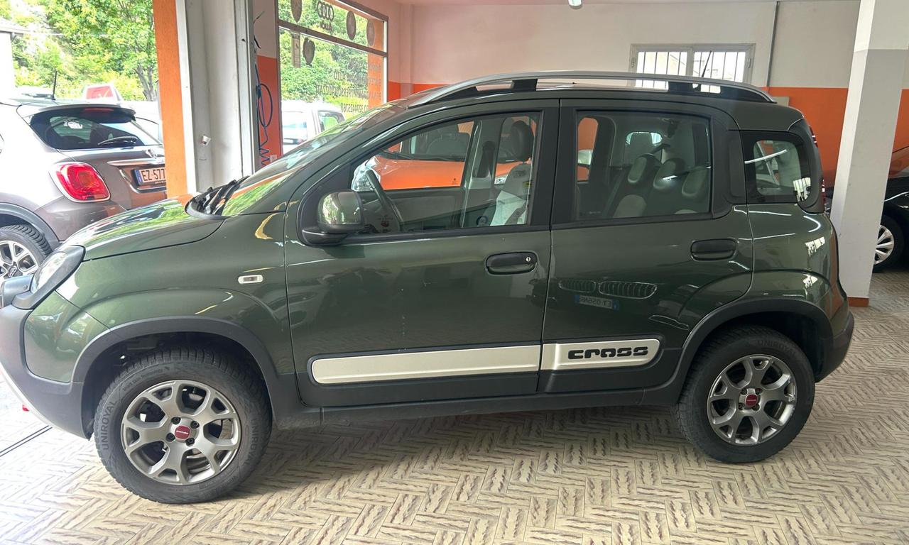 FIAT PANDA CROSS 4X4 0.9 T.AIR 5 POSTI CRSS
