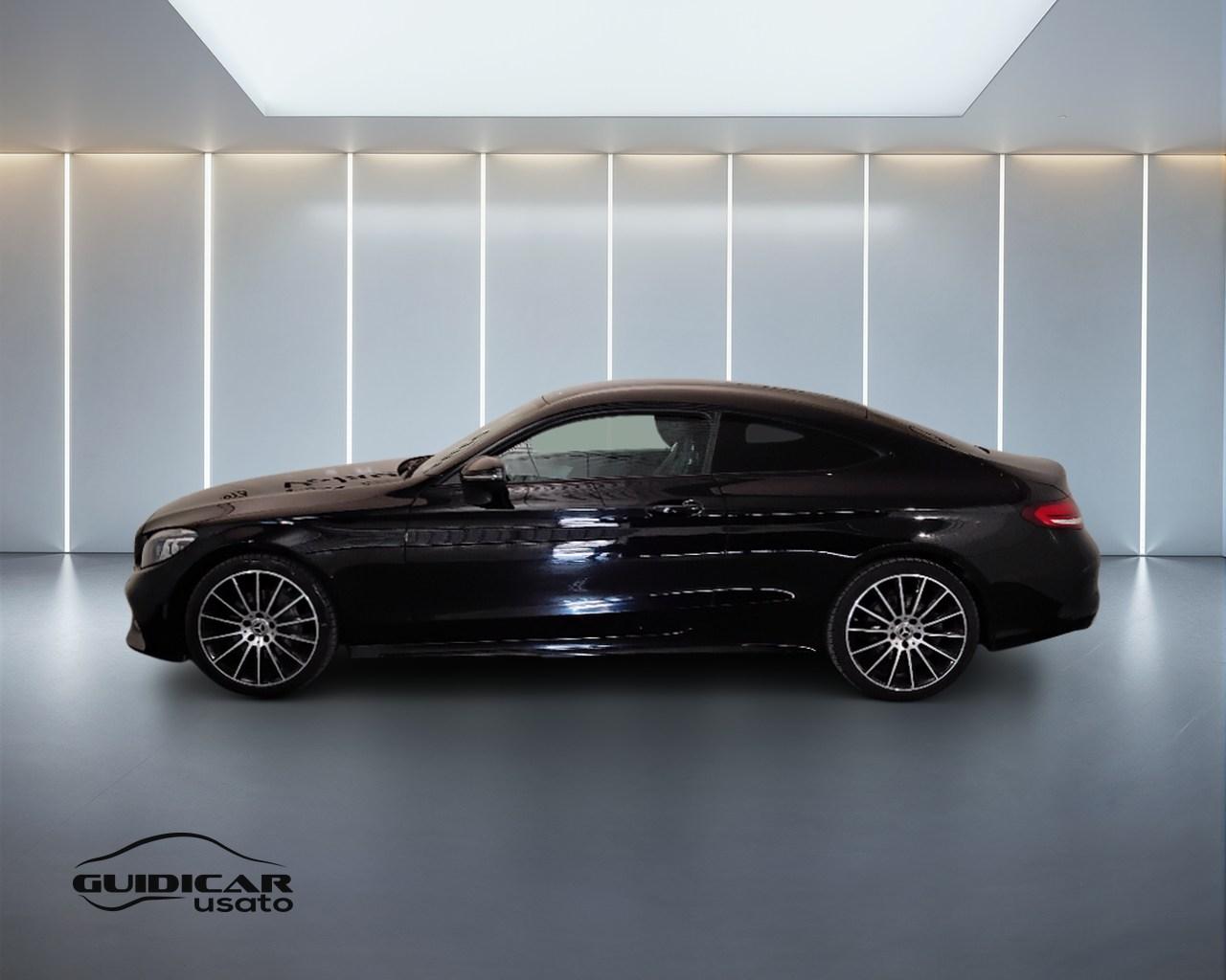 Mercedes-Benz Classe C-C205 2018 Coupe - C Coupe 220 d Premium auto