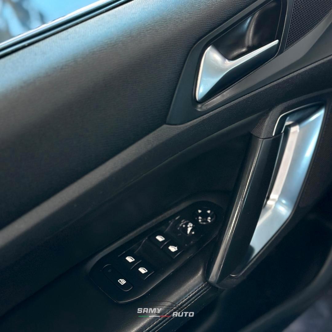 Peugeot 308 1.6 e-HDi 115 CV Stop&Start