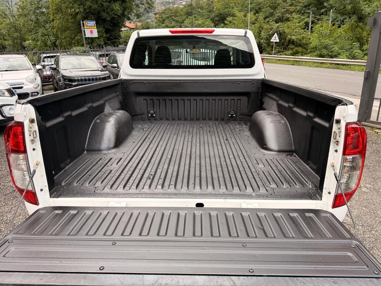 Nissan Navara 2.3 dCi 4WD King Cab Acenta