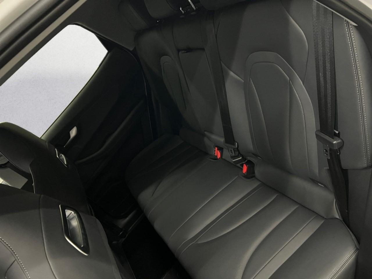 DR Automobiles DR5 NEW DR 5 1.5 HEV