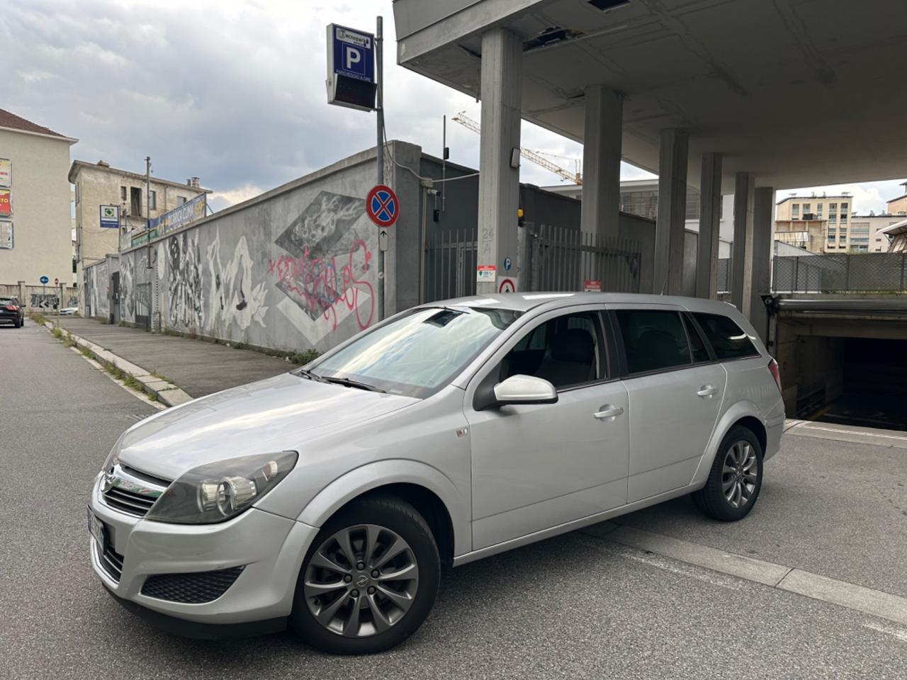 Opel Astra 1.6 16V GPL-della casa Station Wagon