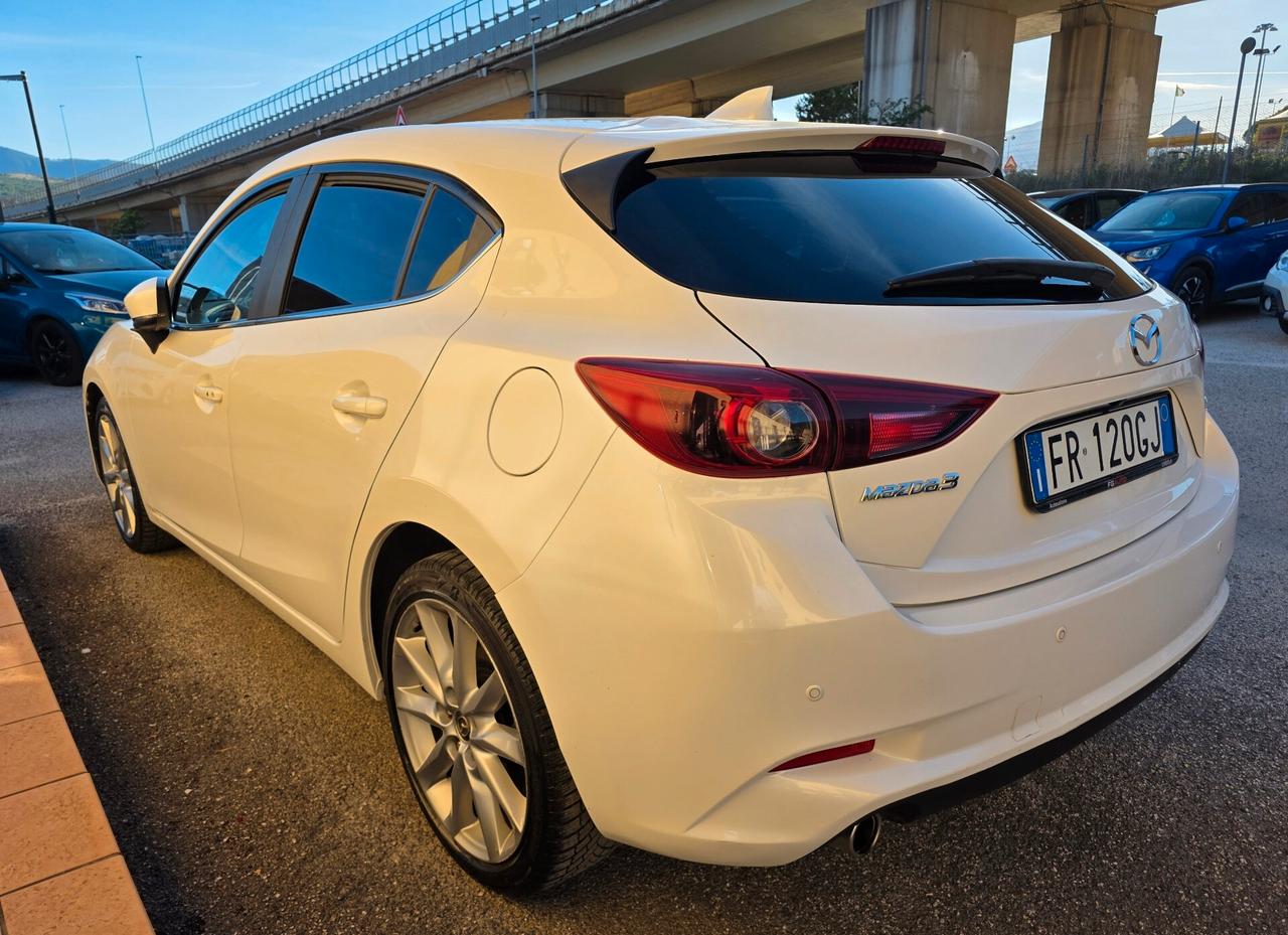 Mazda 3 Mazda3 2.2 Skyactiv-D Exceed