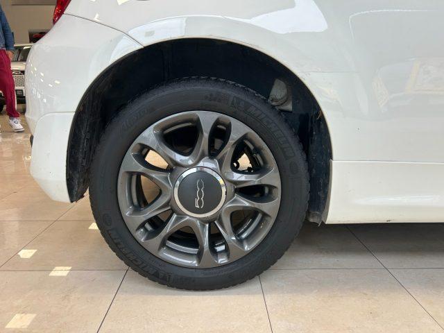 FIAT 500 C 1.0 Hybrid Connect