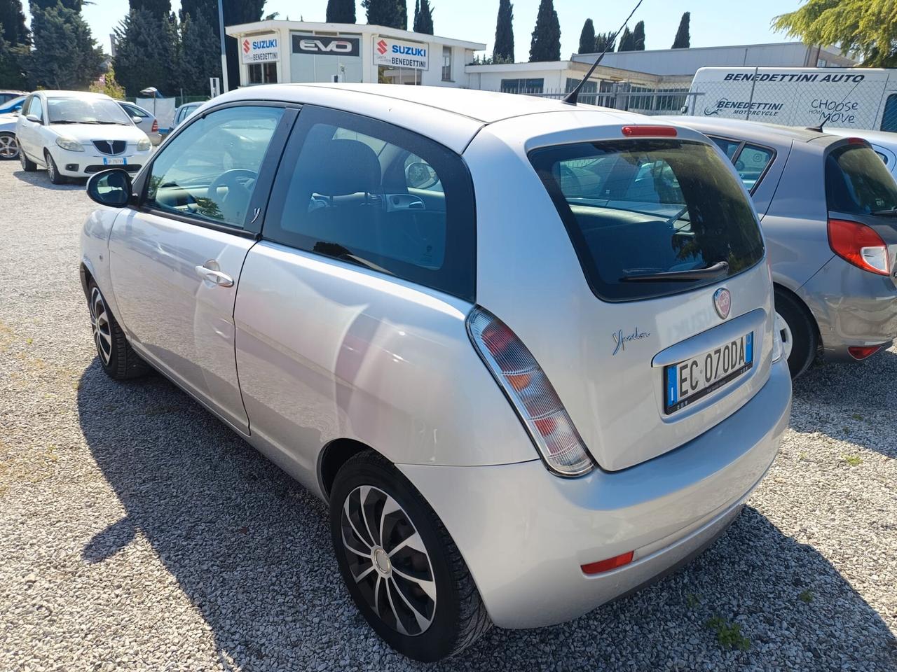 Lancia Ypsilon 1.4 Elle Ecochic GPL Tua a 90€ al Mese