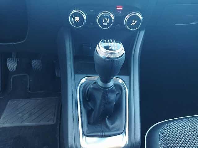 Renault Captur TCe 90 CV Intens