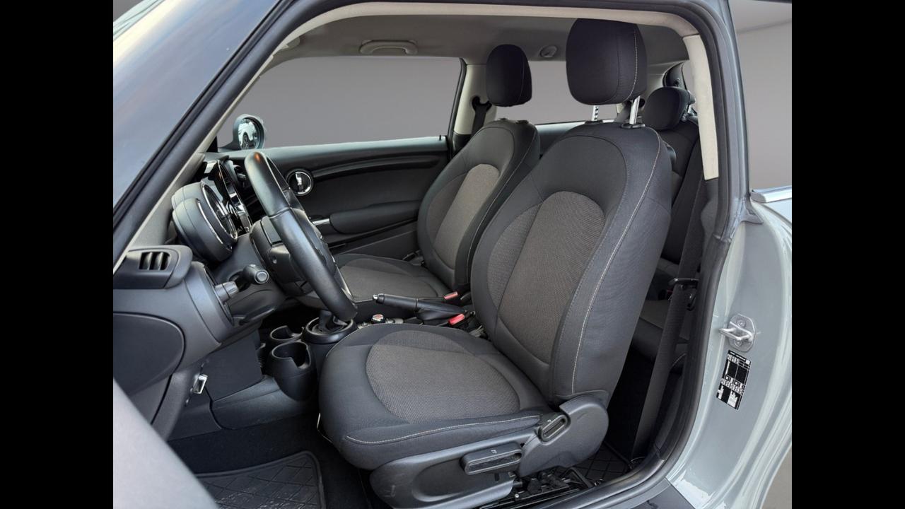 MINI Mini IV F56 2021 3p - Mini 3p 1.5 Cooper Classic