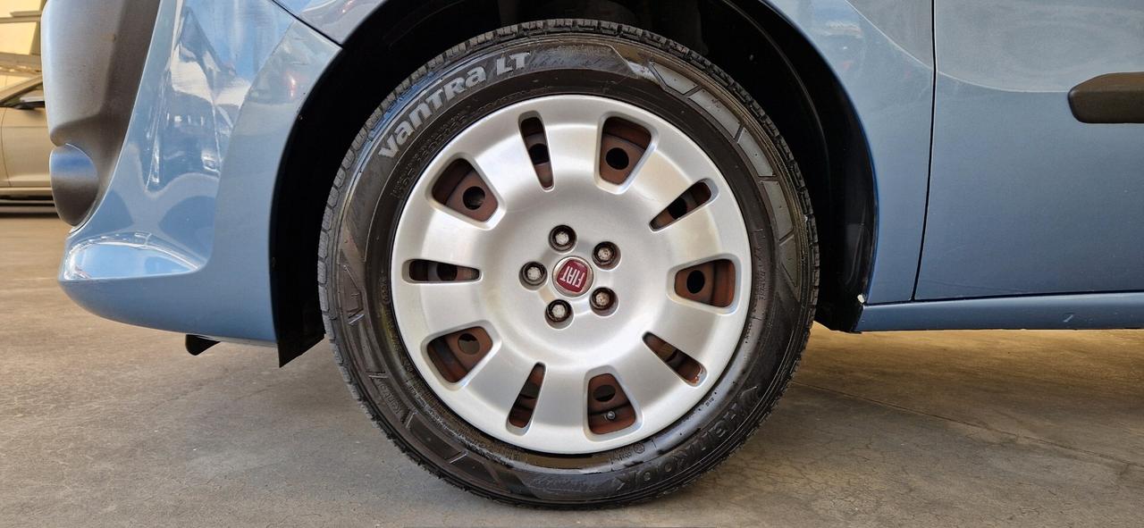 Fiat Doblò 2.0 Mjt 135cv EMOTION 7 Posti