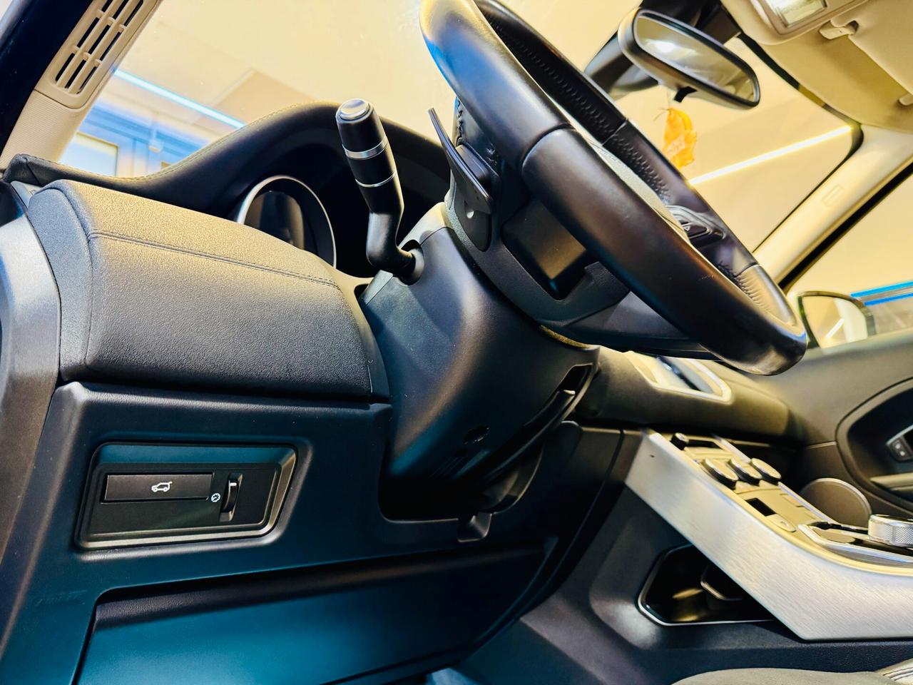 Land Rover Range Evoque 2.2 TD4 5p. Dynamic DISTRIBUZ. NUOVA