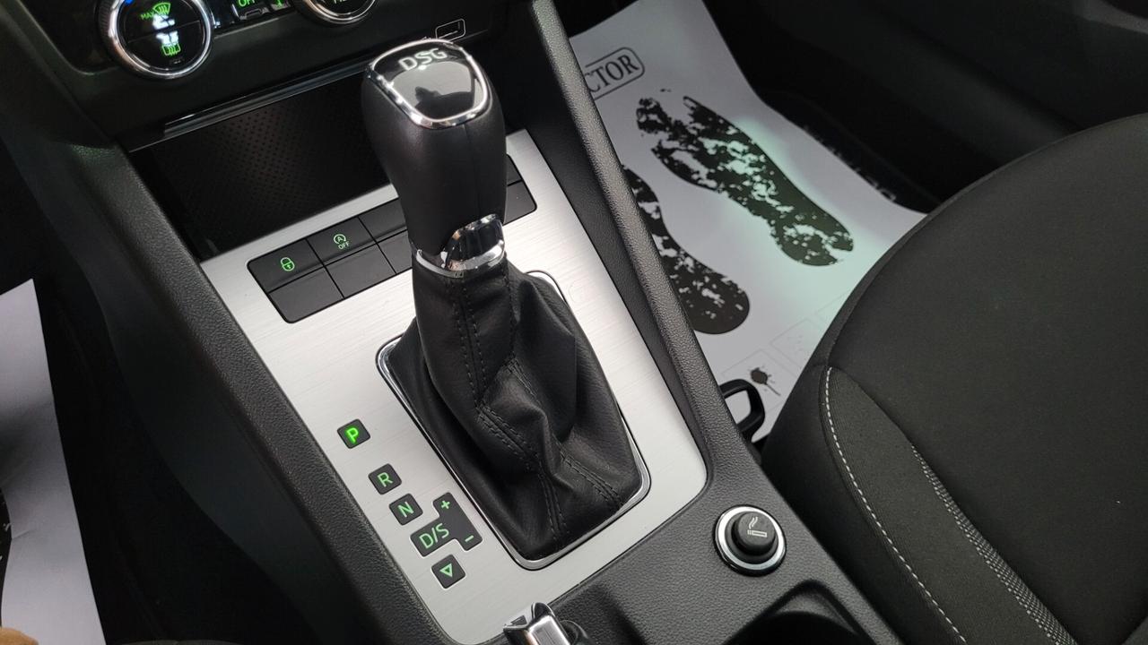 Skoda Octavia 1.5 DSG Wagon Executive G-Tec GANCIO TRAINO