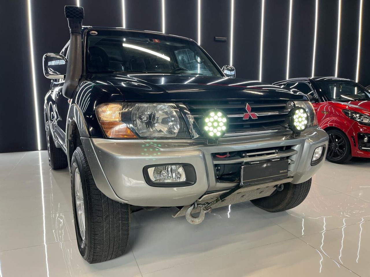 Mitsubishi Pajero 3.2 16V DI-D TETTO APRIBILE