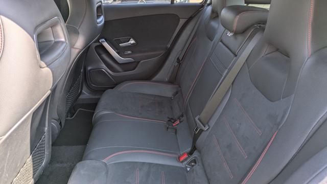 MERCEDES-BENZ A 200 200d Automatic Executive AMG Line Night Pack 150cv