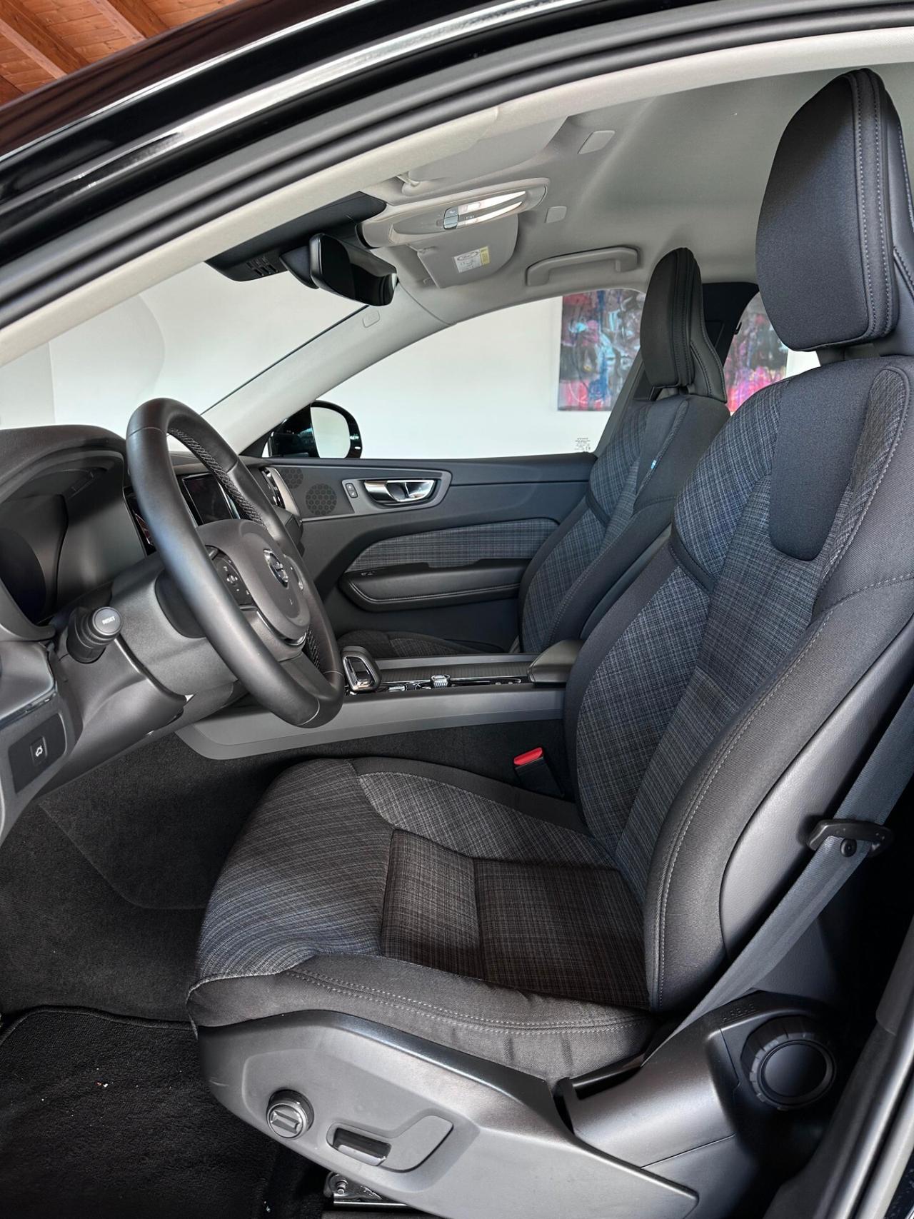 Volvo XC 60 XC60 B4 (d) AWD automatico Core *Uniproprietario *Prezzo Reale *82Mila Km