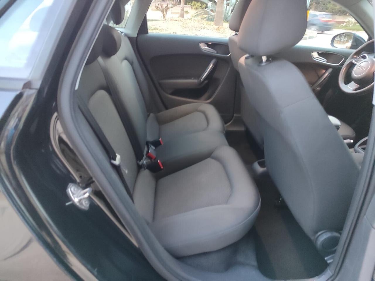 Audi A1 SPB 1.6 TDI 116 CV ( BICOLORE) SUPER PREZZ