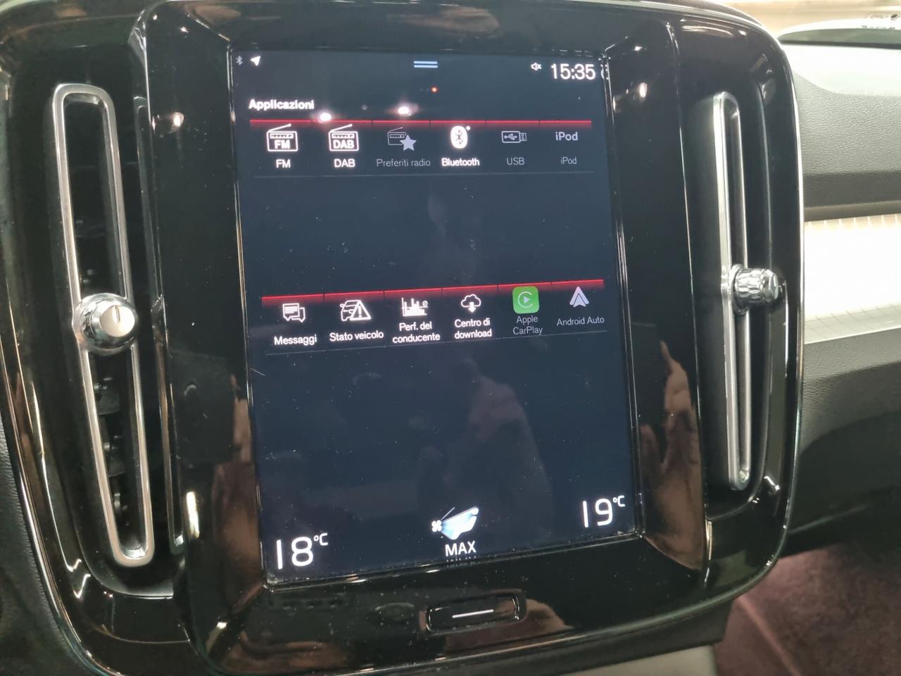 Volvo XC40 T2 Geartronic Momentum Pro AUTOCARRO N1
