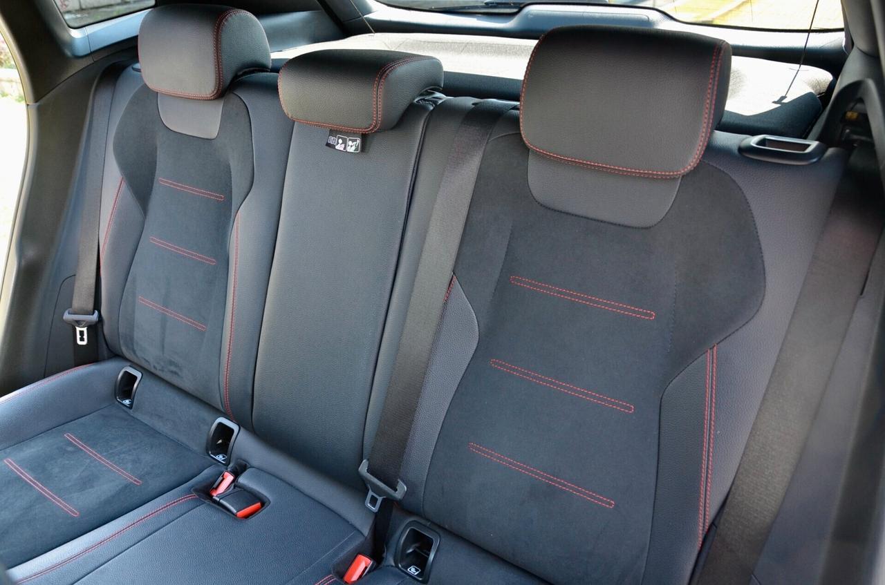 MERCEDES GLA 200d PREMIUM PLUS AMG LINE RESTYLING 150cv AUTO, UNICOPROPRIETARIO, SERVICE MERCEDES, UFF ITALIANA, FULL LED, RETROCAMERA, PERMUTE