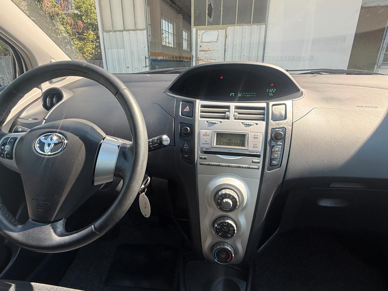 Toyota Yaris 1.0 5 porte Sol Solo Km 110735!!!